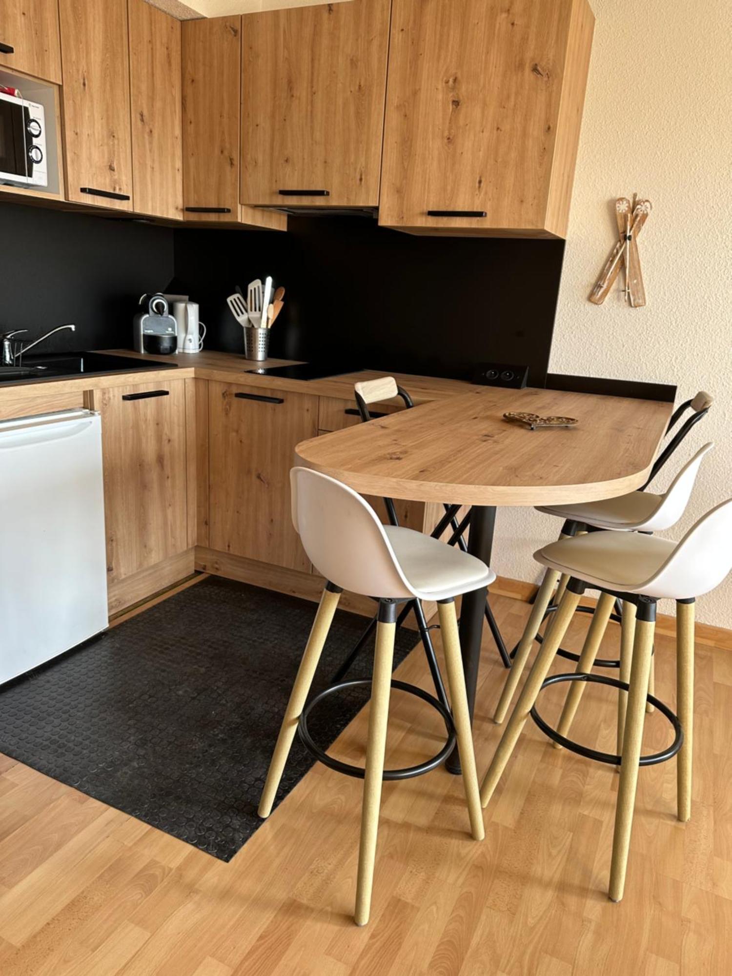 Les Faons Au Soleil Apartment